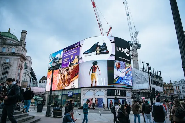Find an office in Piccadilly Circus, London