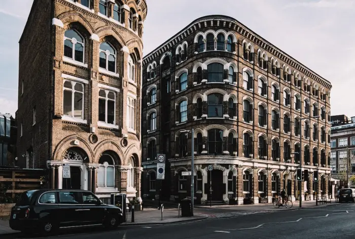 The Benefits of Using a Broker To Find an Office 2 southwark | Sketch Labs